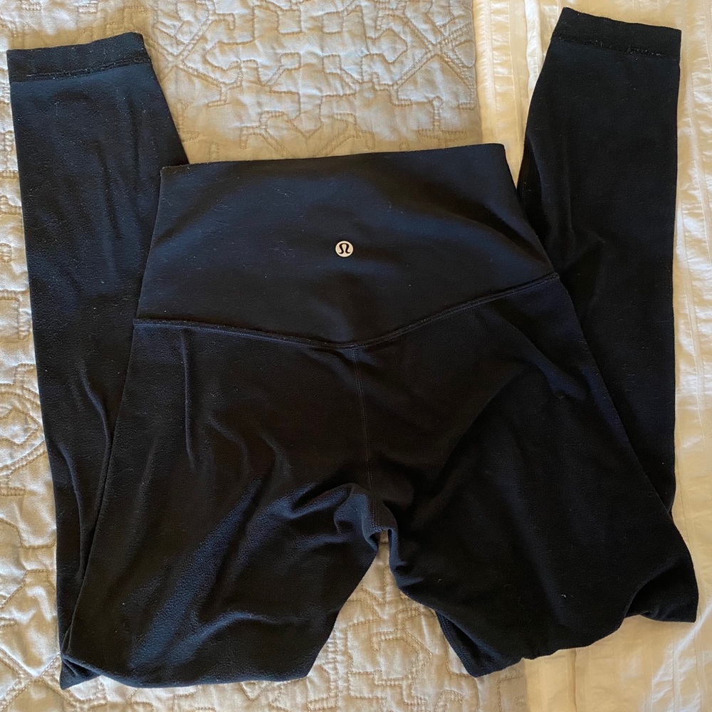 Lululemon 25” (7/8 length) Aligns